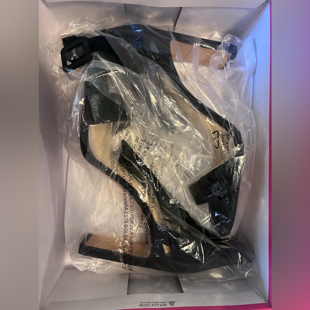 Vince Camuto Bevvyn Heels